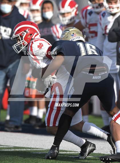 Thumbnail 3 in JV: Mater Dei @ St. John Bosco photogallery.