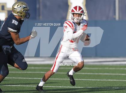 Thumbnail 3 in JV: Mater Dei @ St. John Bosco photogallery.