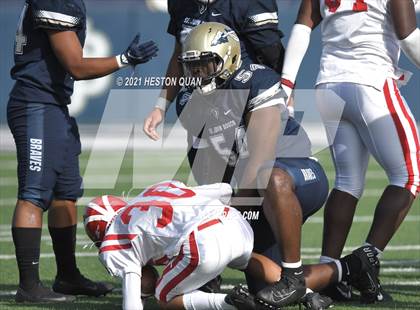Thumbnail 3 in JV: Mater Dei @ St. John Bosco photogallery.
