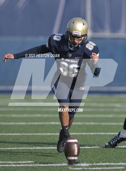Thumbnail 3 in JV: Mater Dei @ St. John Bosco photogallery.
