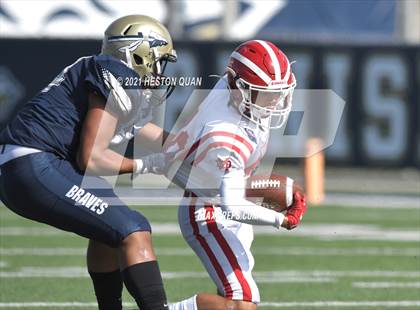 Thumbnail 3 in JV: Mater Dei @ St. John Bosco photogallery.