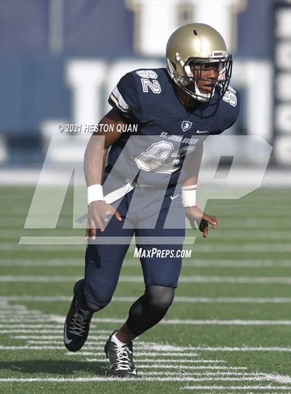 Thumbnail 3 in JV: Mater Dei @ St. John Bosco photogallery.