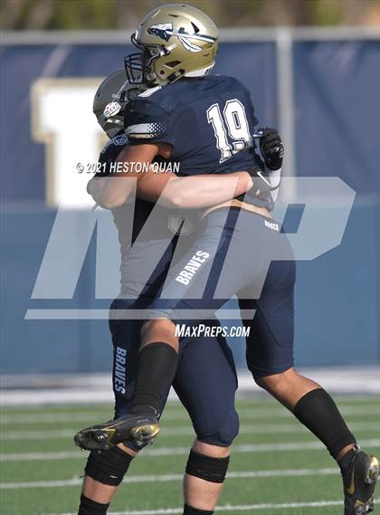 Thumbnail 3 in JV: Mater Dei @ St. John Bosco photogallery.