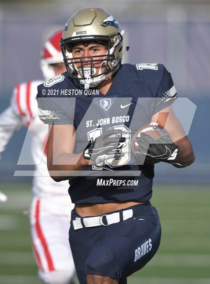 Thumbnail 3 in JV: Mater Dei @ St. John Bosco photogallery.
