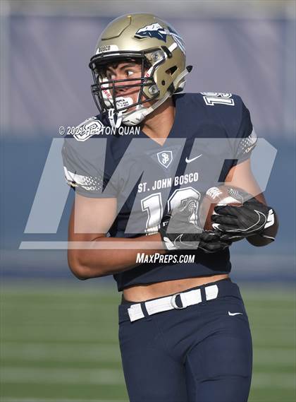 Thumbnail 3 in JV: Mater Dei @ St. John Bosco photogallery.