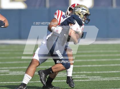 Thumbnail 3 in JV: Mater Dei @ St. John Bosco photogallery.