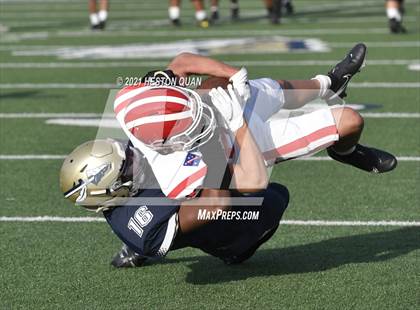 Thumbnail 3 in JV: Mater Dei @ St. John Bosco photogallery.