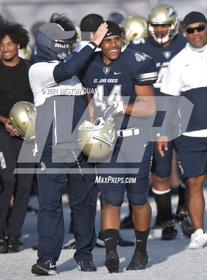 Thumbnail 3 in JV: Mater Dei @ St. John Bosco photogallery.