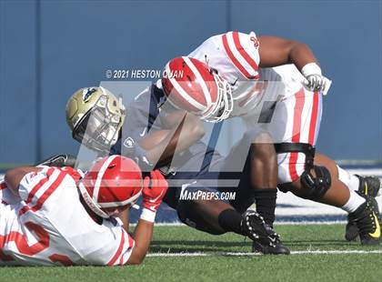 Thumbnail 2 in JV: Mater Dei @ St. John Bosco photogallery.