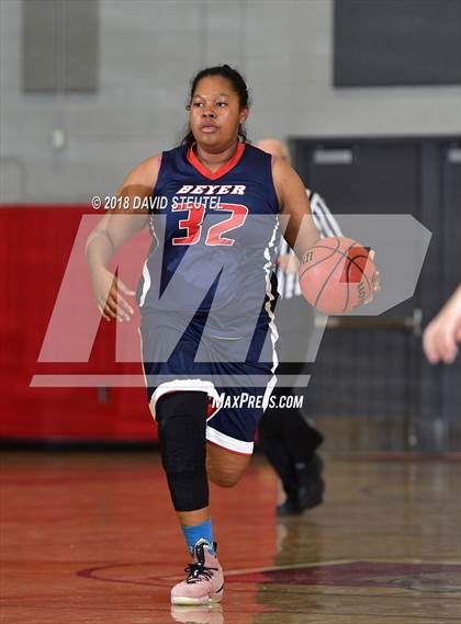 Thumbnail 1 in Beyer vs. Tracy (Trojan Clash) photogallery.