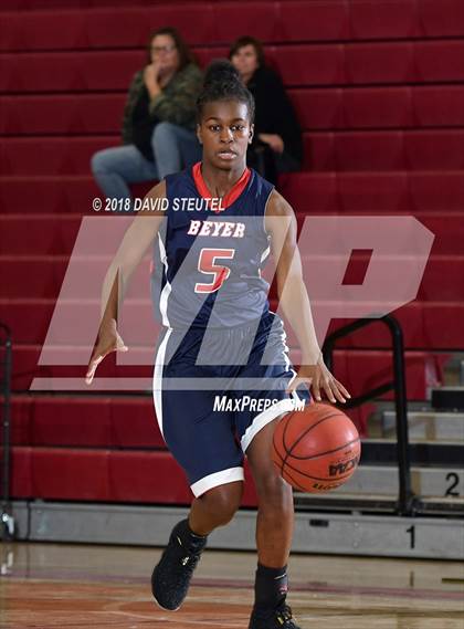 Thumbnail 2 in Beyer vs. Tracy (Trojan Clash) photogallery.