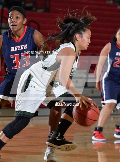 Thumbnail 2 in Beyer vs. Tracy (Trojan Clash) photogallery.