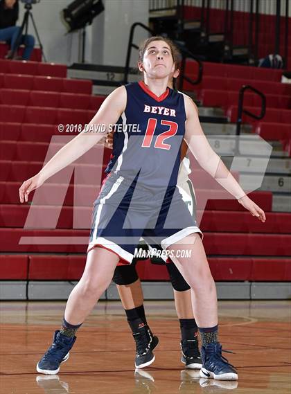 Thumbnail 2 in Beyer vs. Tracy (Trojan Clash) photogallery.
