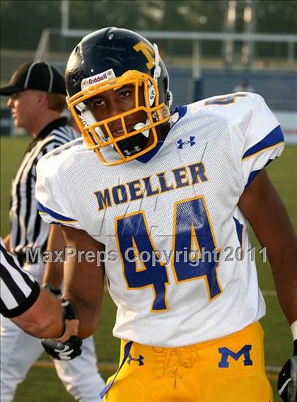 Thumbnail 1 in Wayne vs. Archbishop Moeller (Skyline Crosstown Showdown) photogallery.