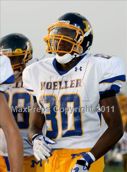 Thumbnail 1 in Wayne vs. Archbishop Moeller (Skyline Crosstown Showdown) photogallery.