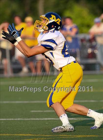 Thumbnail 3 in Wayne vs. Archbishop Moeller (Skyline Crosstown Showdown) photogallery.