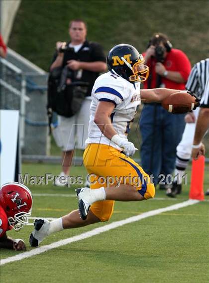 Thumbnail 2 in Wayne vs. Archbishop Moeller (Skyline Crosstown Showdown) photogallery.