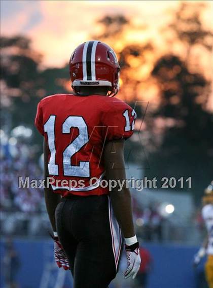 Thumbnail 1 in Wayne vs. Archbishop Moeller (Skyline Crosstown Showdown) photogallery.