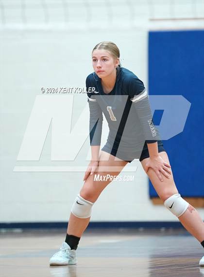 Thumbnail 3 in Chelsea vs. Durand (Our Lady Of The Lakes Invite) photogallery.