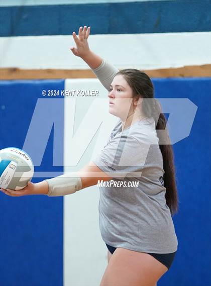 Thumbnail 2 in Chelsea vs. Durand (Our Lady Of The Lakes Invite) photogallery.