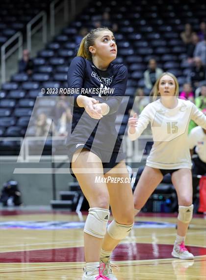 Thumbnail 2 in Crawford vs. Iola (UIL 2A Volleyball Final) photogallery.