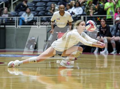 Thumbnail 1 in Crawford vs. Iola (UIL 2A Volleyball Final) photogallery.
