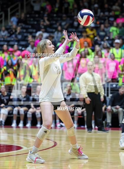 Thumbnail 2 in Crawford vs. Iola (UIL 2A Volleyball Final) photogallery.