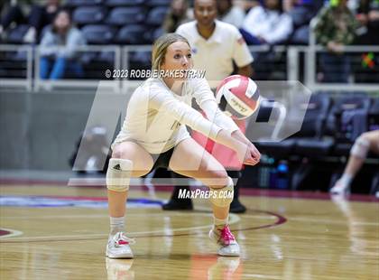 Thumbnail 2 in Crawford vs. Iola (UIL 2A Volleyball Final) photogallery.