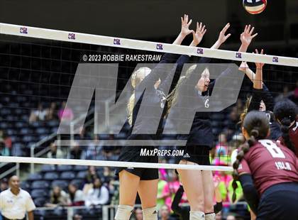 Thumbnail 3 in Crawford vs. Iola (UIL 2A Volleyball Final) photogallery.