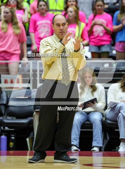 Thumbnail 2 in Crawford vs. Iola (UIL 2A Volleyball Final) photogallery.