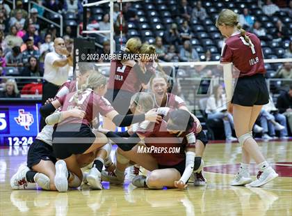 Thumbnail 3 in Crawford vs. Iola (UIL 2A Volleyball Final) photogallery.