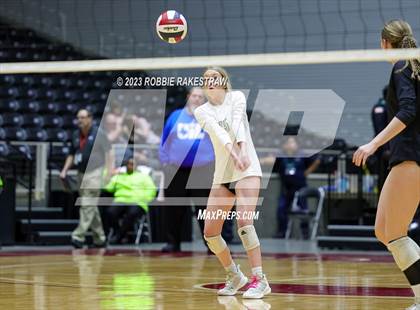 Thumbnail 3 in Crawford vs. Iola (UIL 2A Volleyball Final) photogallery.