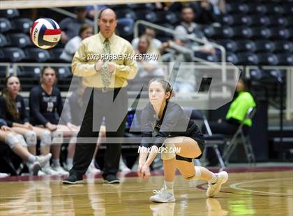 Thumbnail 3 in Crawford vs. Iola (UIL 2A Volleyball Final) photogallery.