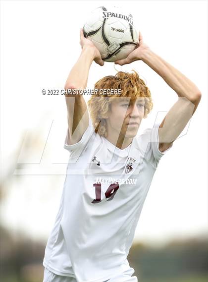 Thumbnail 1 in Ellicottville vs. Fillmore (NYSPHSAA Class D Far West Regional) photogallery.
