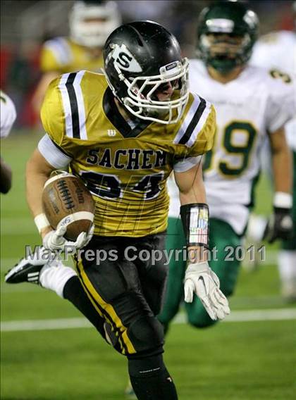 Thumbnail 2 in Sachem North vs. William Floyd (Suffolk Div I Championship) photogallery.