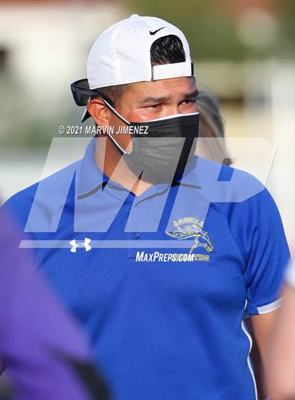 Thumbnail 2 in Oaks Christian vs Agoura photogallery.