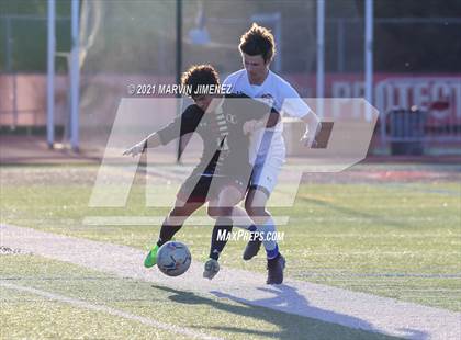 Thumbnail 3 in Oaks Christian vs Agoura photogallery.