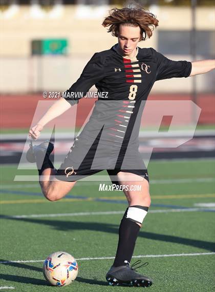 Thumbnail 2 in Oaks Christian vs Agoura photogallery.