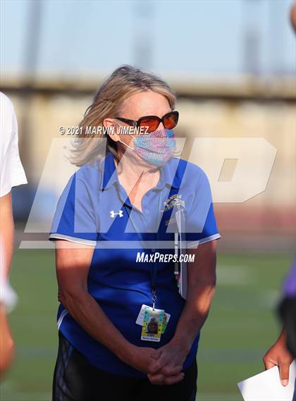 Thumbnail 1 in Oaks Christian vs Agoura photogallery.