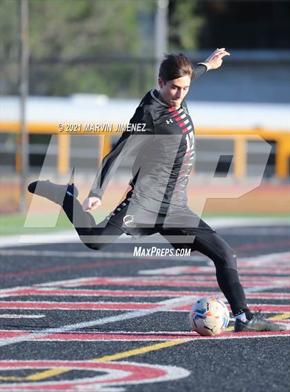 Thumbnail 3 in Oaks Christian vs Agoura photogallery.