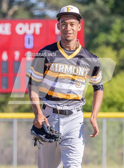 Thumbnail 3 in Purnell Swett vs. Fairmont (Robeson County Slugfest) photogallery.