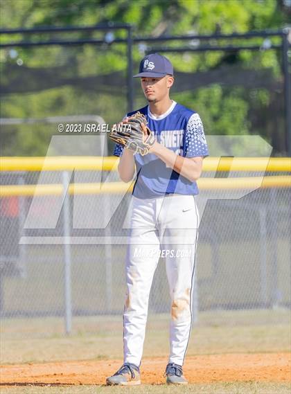 Thumbnail 3 in Purnell Swett vs. Fairmont (Robeson County Slugfest) photogallery.