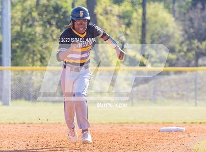 Thumbnail 3 in Purnell Swett vs. Fairmont (Robeson County Slugfest) photogallery.