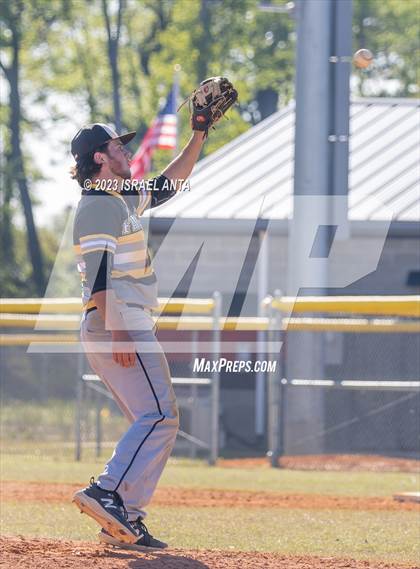 Thumbnail 2 in Purnell Swett vs. Fairmont (Robeson County Slugfest) photogallery.