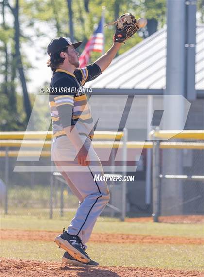 Thumbnail 3 in Purnell Swett vs. Fairmont (Robeson County Slugfest) photogallery.