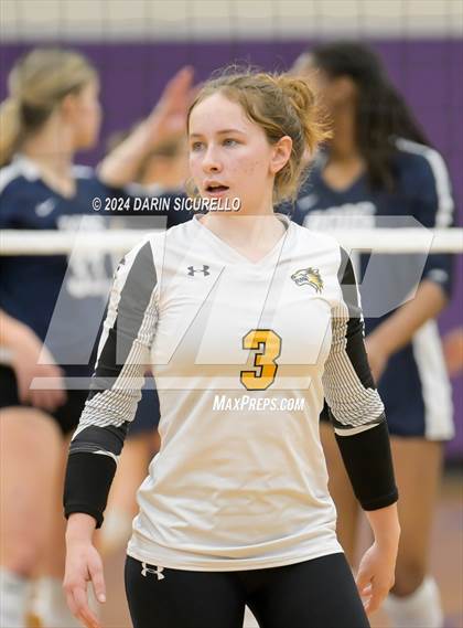 Thumbnail 3 in Arizona Lutheran Academy vs Phoenix Country Day (AIA 2A Division Semifinal)  photogallery.