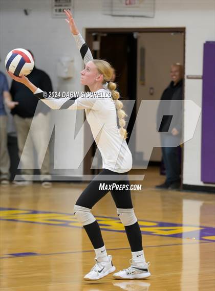 Thumbnail 3 in Arizona Lutheran Academy vs Phoenix Country Day (AIA 2A Division Semifinal)  photogallery.