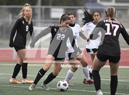 Thumbnail 1 in West Hills vs. San Clemente (Excalibur Tournament) photogallery.