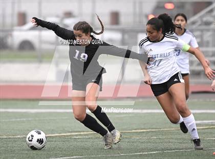 Thumbnail 1 in West Hills vs. San Clemente (Excalibur Tournament) photogallery.