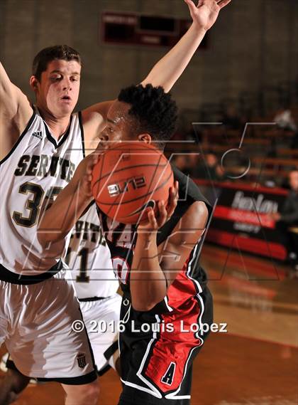 Thumbnail 1 in Servite vs. Ayala (Nike Extravaganza) photogallery.